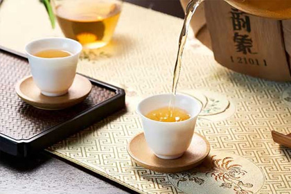 高价回收普洱茶让您的闲置茶叶变成金子